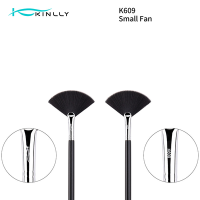 Soem-ODM-Schwarz-kleiner Fan-einzelne Make-upbürsten mit dem Nylonhaar