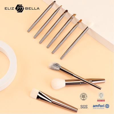 Essenzielle Make-up-Bürsten mit individuellem Griff Synthetische Haare OEM-Bestellungen willkommen